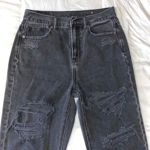 American Eagle High Waisted Mom Jeans